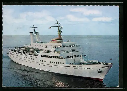 AK Passagierschiff Wappen von Hamburg auf hoher See