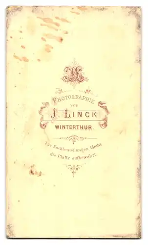 Fotografie J. Linck, Winterthur, Kleines Kind im weissen Kleid