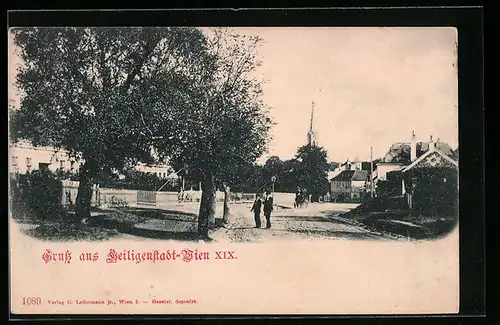 AK Wien-Heiligenstadt, Strassenpartie mit Kirche