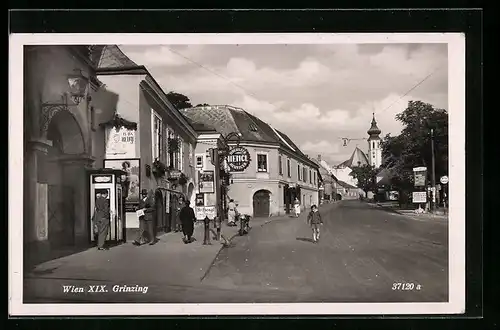 AK Wien-Grinzing, Strassenpartie mit Heuriger Hengl