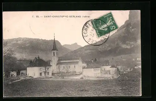 AK Saint-Christophe-Berland, Ortsansicht mit Kirche