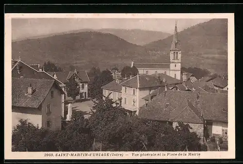 AK Saint-Martin-d'Uriage, Vue generale et la Place de la Mairie