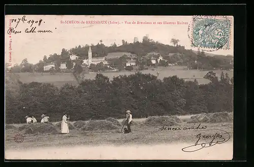 AK St-Siméon-de-Bressieux, Vue de Bressieux et ses illustres Ruines