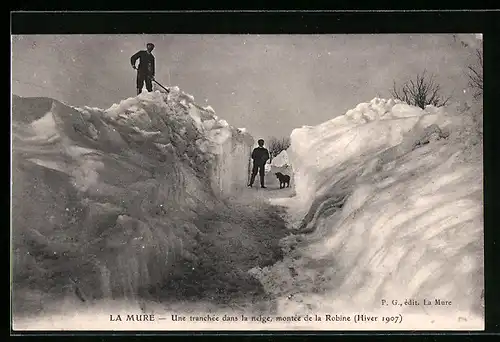 AK La Mure, Une tranchee dans la neige, montree de la Robine