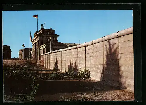 AK Berlin, Brandenburger Tor und Mauer