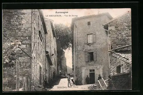 AK Le Brugeron, Auvergne, Vue du bourg