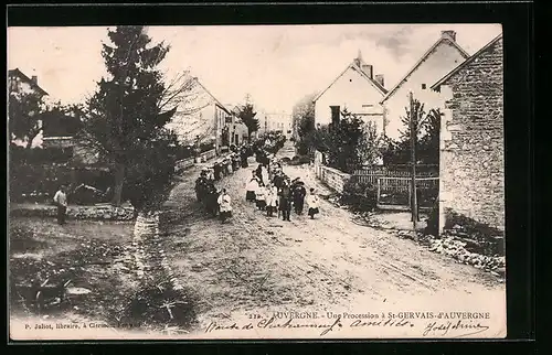 AK St-Gervais-d`Auvergne, Une Procession