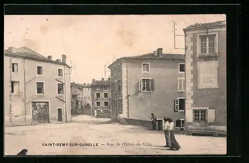 AK Saint-Rémy-sur-Durolle, Rue de l`Hôtel-de-Ville, Strassenpartie