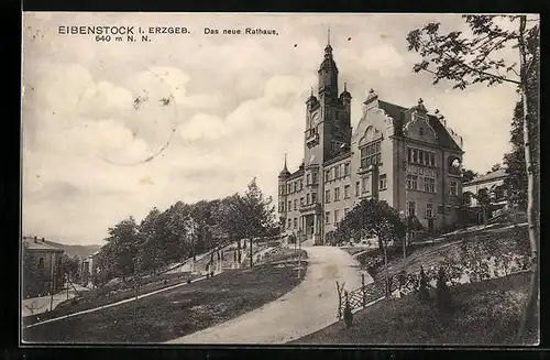 AK Eibenstock /Erzgeb., Das neue Rathaus, Gebäude mit Anlagen