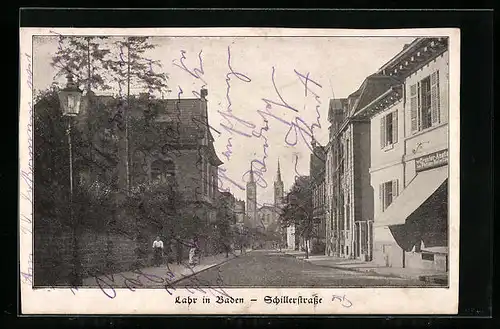 AK Lahr in Baden, Schillerstrasse mit Kirche