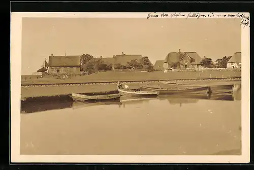 AK Wyk a. Föhr, Uferpartie mit Booten