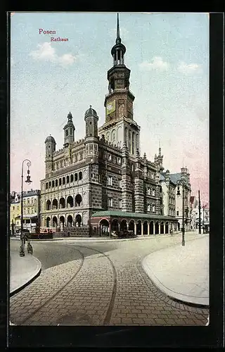 AK Posen / Poznan, Strassenpartie mit Rathaus