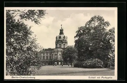 AK Berlin-Charlottenburg, Schloss mit Parkpartie