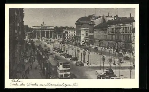 AK Berlin, Unter den Linden mit Blick zum Brandenburger Tor