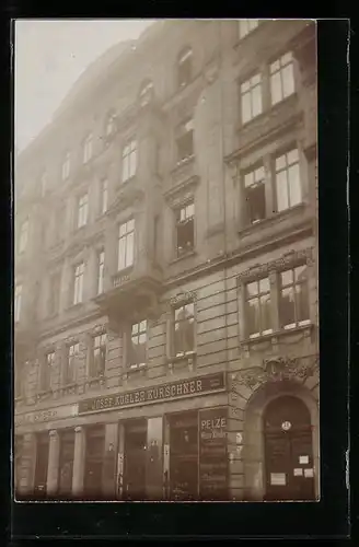 Foto-AK Wien, Kürschner Josef Kugler, Kettenbrückengasse 22