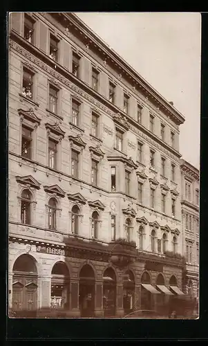 Foto-AK Wien, Fleischhauer Josef Fleischhacker, Schönbrunnerstr. 42