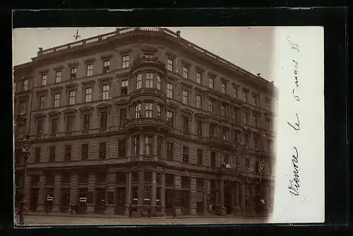 Foto-AK Wien, Pumpen & Waagen W. Gravens, Walfischgasse 14