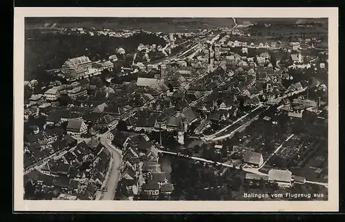 AK Balingen, Teilansicht mit Strassenpartie, Fliegeraufnahme