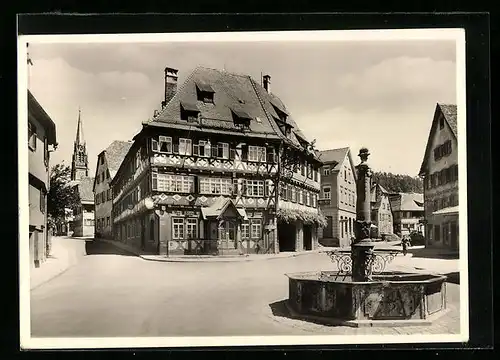 AK Nagold i. Schwarzwald, Hotel Post, Brunnen