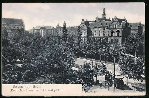 AK Brünn, Deutsches Haus und Lazansky-Platz mit Strassenbahn