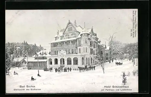 AK Bad Sachsa, Partie am Hotel Schützenhaus im Winter mit Parkhaus und Lindenhaus, Pferdeschlitten