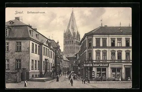 AK Soest, Blick in die Rathausstasse mit Geschäft Tengelmann, Kirche