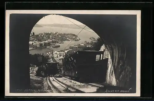 AK Bergen, Die Bergbahn mit Ortslandschaft