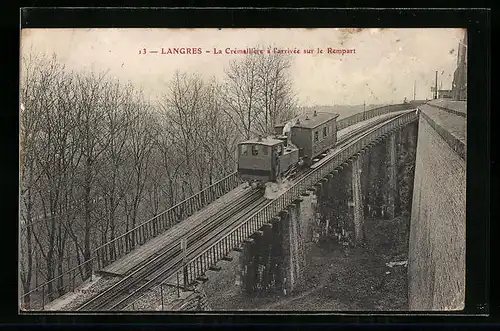 AK Langres, La Cremaillere a l'arrivee sur le Rempart, Bergbahn