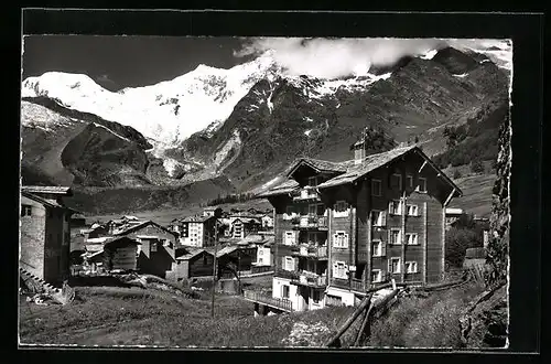 AK Saas-Fee, Ortsansicht mit Pension Bergfreunde