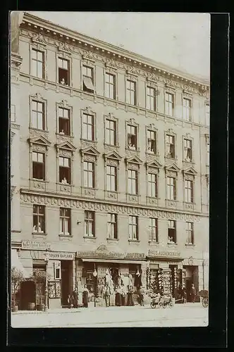 Foto-AK Wien, Gemischtwaren Josef Steiner, Matzleinsdorferstrasse 29