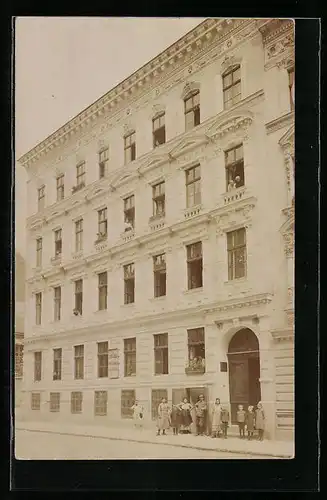 Foto-AK Wien, Drechsler Josef Lusk, Benedikt Schellinger-Gasse 28