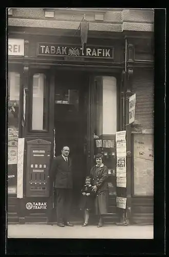 Foto-AK Wien, Tabak Trafik Hans Nödl, Lerchenfelderstrasse 57