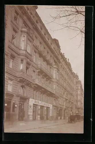 Foto-AK Wien, Robert Julius Milch Autos, Stubenring 22