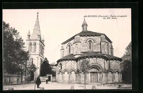 AK St-Michel, Charente, Eglise octogonale du XIIe siecle