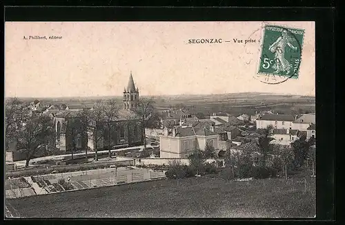 AK Segonzac, Vue generale, L`Eglise