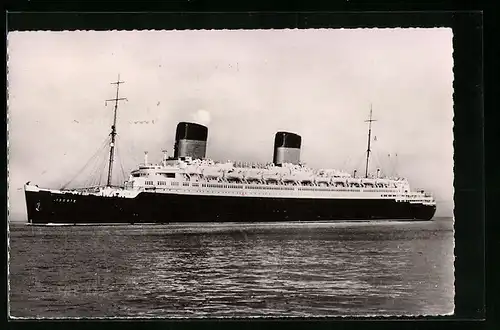 AK Passagierschiff Liberte der French Line auf hoher See