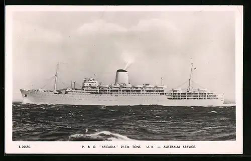 AK Passagierschiff P.&O. Arcadia der U.K. Australia Service auf hoher See