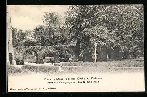 AK Bad Doberan, Alte Mauer bei der Kirche zu Doberan, Reste des Kreuzgangs aus dem 12. Jahrhundert