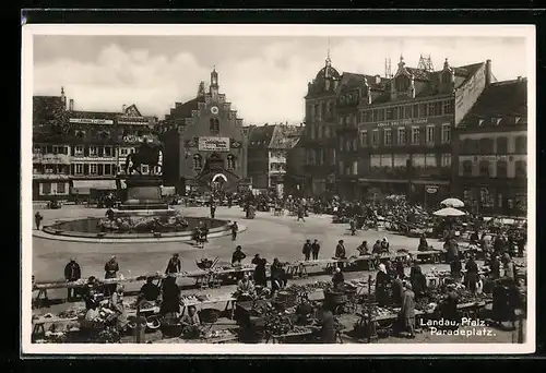 AK Landau / Pfalz, Paradeplatz