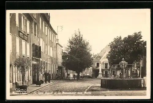 AK Mens, Le petit Breuil et le Monument aux Morts