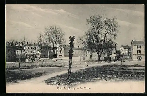 AK Pont-de-Chéruy, La Place