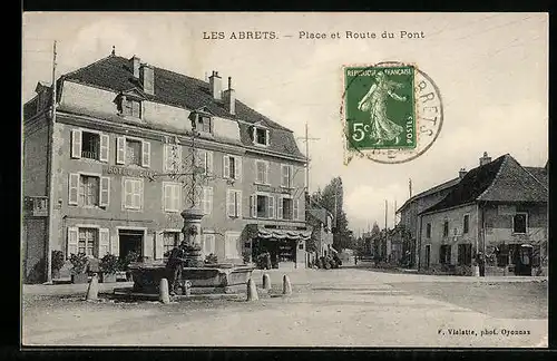 AK Les Abrets, Place et Route du Pont