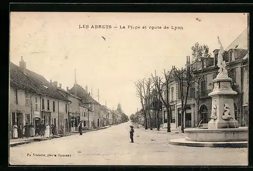 AK Les Abrets, La Place et route de Lyon