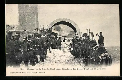 AK St-Pierre-de-la-Chartreuse, Couvent de la Grande-Chartreruse, Expulsion des Pères Chartreux 29 avril 1908