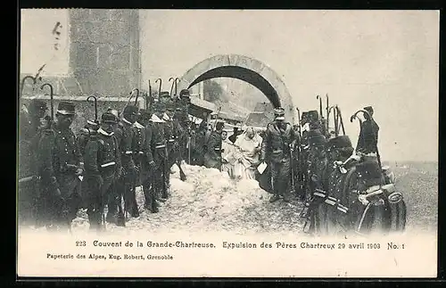 AK St-Pierre-de-la-Chartreuse, Expulsion des Pères Chartreux 29 avril 1903, Couvent de la Grance-Chartreuse