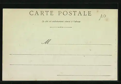 AK Bourgoin, Monument élevé Aux Morts pour Patrie