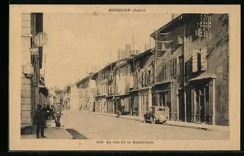 AK Bourgoin, La rue de la République