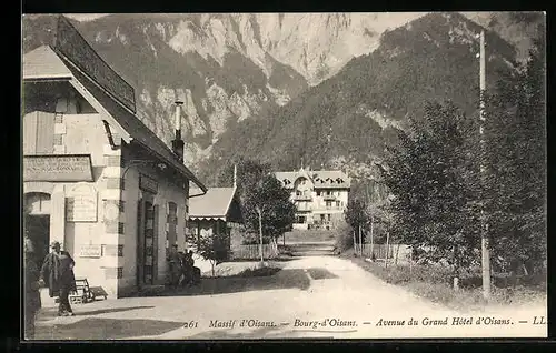 AK Bourg-d`Oisans, Massif d`Oisans, Avenue du Grand Hotel d`Oisans