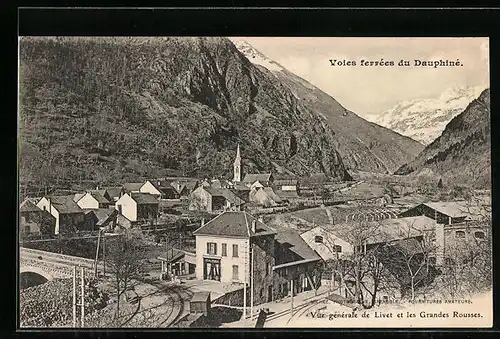 AK Dauphiné, Vue générale de Livet et les Grandes Rousses