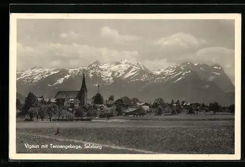 AK Vigaun, Panorama mit Kirche und Tennengebirge